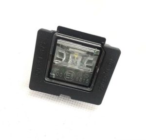 NEW GENUINE MERCEDES BENZ VITO W447 REAR NUMBER PLATE LAMP A0999068400