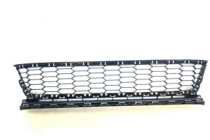 NEW GENUINE VW SCIROCCO R-LINE 15-17 FRONT BUMPER CENTRE LOWER GRILL 1K8853677E9B9