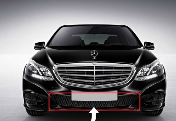 NEW GENUINE MERCEDES BENZ E CLASS W212 FACELIFT FRONT BUMPER LOWER CENTER GRILL A2128850522 - Image 4