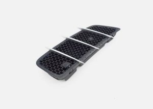 NEW GENUINE MERCEDES BENZ MB SL R230 FRONT ENGINE HOOD BONNET GRILL RIGHT A2308301218