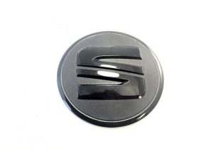 NEW GENUINE SEAT ALTEA IBIZA LEON TOLEDO ENGINE BAY COVER SEAT EMBLEM 5F0103940