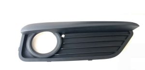 BMW NEW 1 SERIES F20 F21 FRONT BASIS BUMPER LOWER CLOSED FOG GRILLE RIGHT SIDE 51117371666