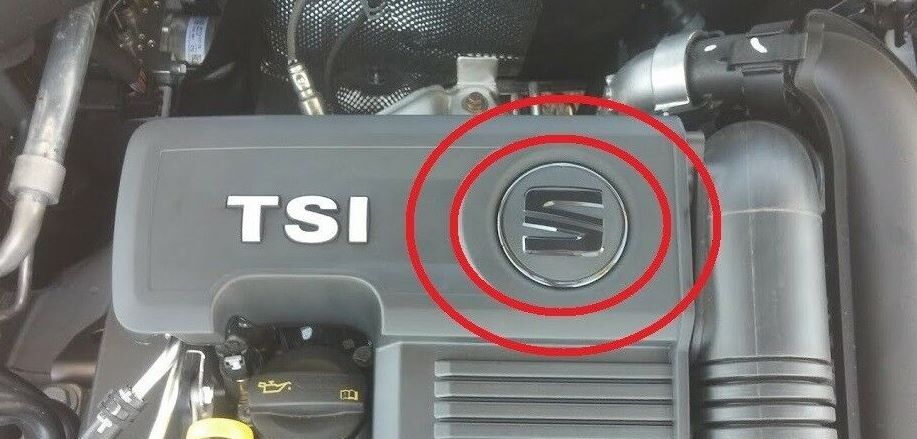 NEW GENUINE SEAT ALTEA IBIZA LEON TOLEDO ENGINE BAY COVER SEAT EMBLEM 5F0103940 - Image 4