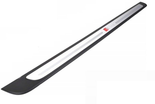 NEW GENUINE AUDI A1 2012-2014 S LINE DOOR ENTRY SILL STRIP RIGHT O/S 8X3853373B9B9