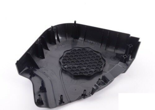 NEW GENUINE MERCEDES BENZ CLC CLASS CL203 RIGHT DOOR FRONT SPEAKER COVER BLACK A20372708889051 - Image 3