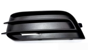 AUDI NEW GENUINE A1 12-14  FRONT BUMPER FOG LIGHT GRILL N/S RIGHT 8X080768201C