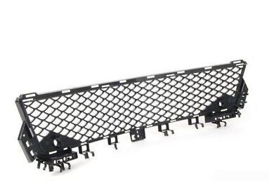 NEW GENUINE MERCEDES BENZ AMG C63 W204 FACELIFT FRONT BUMPER CENTER GRILL A2048851753 - Image 3