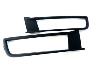 NEW GENUINE VW TOURAN 16-18 FRONT BUMPER LEFT RIGHT LOWER FOG LIGHT GRILL SET