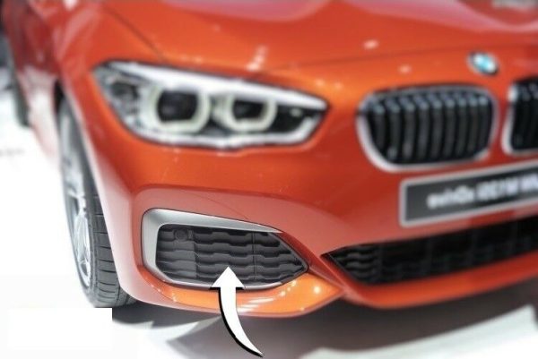 BMW NEW M1 SERIES F20 F21 LCI FRONT BUMPER FOG LIGHT GRILL COVER PDC RIGHT O/S 51118068606 - Image 3