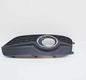 NEW GENUINE AUDI Q3 12-16 O/S RIGHT BUMPER FOG LIGHT GRILL SATIN BLACK 8U0807682ESP9