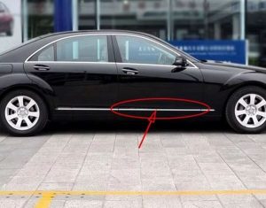 NEW GENUINE MERCEDES MB S CLASS W221 FRONT DOOR CHROME MOULDING TRIM RIGHT O/S A2216904280