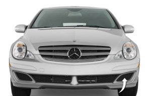 NEW GENUINE MERCEDES BENZ R W251 FRONT BUMPER FOG LIGHT COVER GRILL LEFT N/S A2518851723