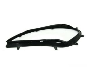 NEW GENUINE MERCEDES BENZ MB ML CLASS W164 FACELIFT HEADLIGHT SEAL LEFT N/S A1648260791