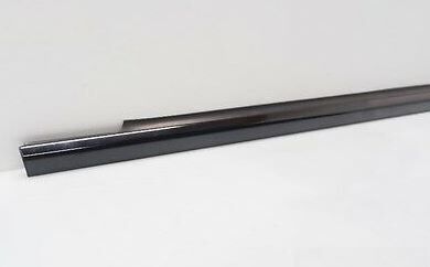 NEW GENUINE MERCEDES MB E W211 REAR DOOR LEFT SIDE WINDOW MOLDING GLOSS BLACK A2116900580 - Image 4