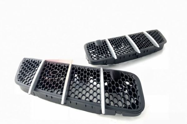 NEW GENUINE MERCEDES BENZ MB SL R230 FRONT ENGINE HOOD BONNET GRILL SET L+R