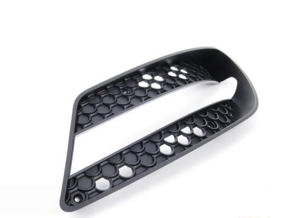 NEW GENUINE MERCEDES BENZ MB C W204 AMG FRONT RIGHT O/S FOG DRL LIGHT GRILL A2048850753 - Image 4