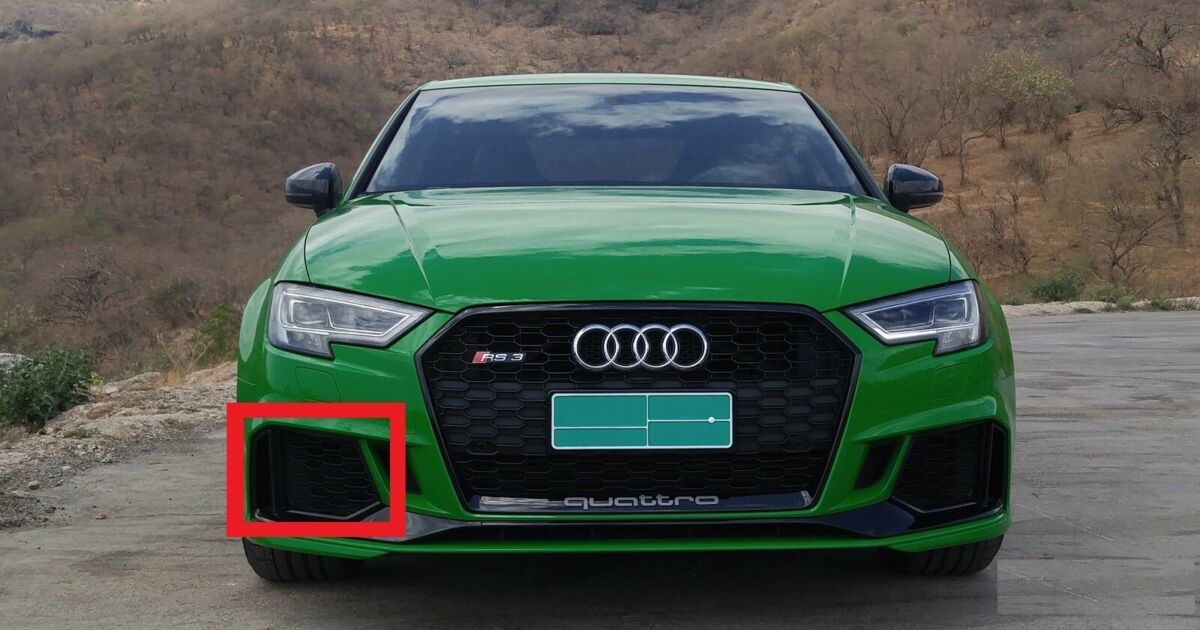 NEW GENUINE AUDI RS3 17-18 FRONT BUMPER LOWER RIGHT O/S AIR VENT GRILL BLACK 8V5807682QT94 - Image 2
