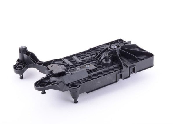 NEW GENUINE VOLKSWAGEN AUDI BATTERY TRAY BATTERY CASING HOLDER 5Q0915331K - Image 6