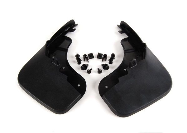 NEW GENUINE VW PASSAT CC 09-12 FRONT MUD FLAPS SPLASH GUARD PAIR 3C8075111