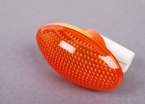 NEW MINI GENUINE R50 R52 R53 FENDER MOUNTED TURN SIGNAL INDICATOR YELLOW AMBER 63137166013