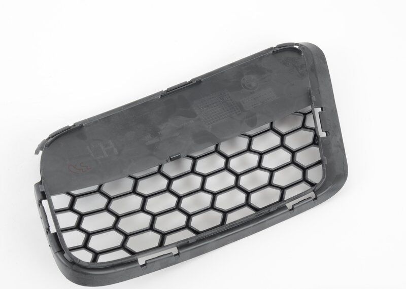 BMW X1 E84 NEW GENUINE FRONT M SPORT BUMPER SIDE GRILL SET N/S LEFT+ O/S RIGHT 51117845542 - Image 9