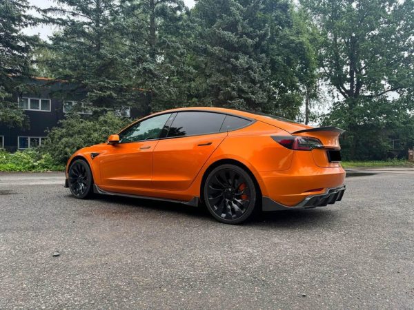 Performance Side skirts diffusers extensions for Tesla Model 3 2017-2021 Black Gloss - Image 10