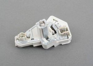 NEW GENUINE VW CC 09-12 INNER TAIL LIGHT BULB CARRIER HOLDER LEFT N/S 3C8945257A