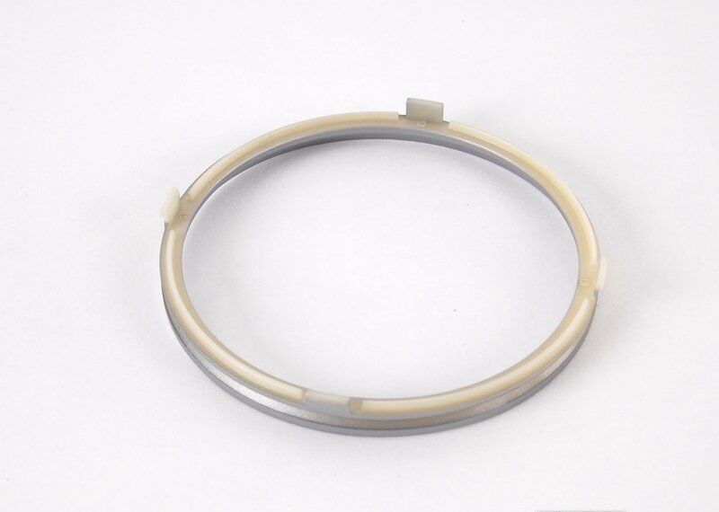 MINI NEW GENUINE CLUBMAN R55 COOPER R56 TRIM RING FOR FRONT CUP HOLDER SILVER 51162756165 - Image 3