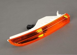 NEW GENUINE VW PASSAT CC 2008-2012 FRONT TURN SIGNAL INDICATOR YELLOW LEFT O/S 3C8953041A