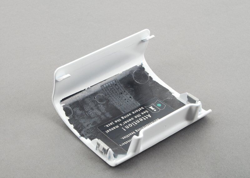 NEW GENUINE PORSCHE CAYENNE 03-10 FRONT JACK POINT COVER TRIM PRIMED RIGHT O/S 95555982801G2X - Image 9