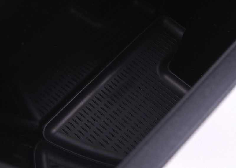 NEW GENUINE BMW X3 SERIES E83 CENTER CONSOLE STORAGE COMPARTMENT 51163413746 - Image 4