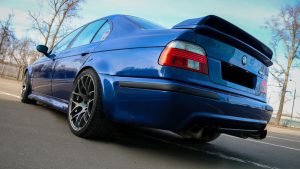 Aerodynamic Black Gloss Low Kick Rear trunk Spoiler wing for BMW E39 + M5