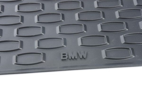 NEW GENUINE BMW 5 SERIES E60 E61 REAR ALL WEATHER RUBBER FLOOR MATS 51472409274 - Image 3