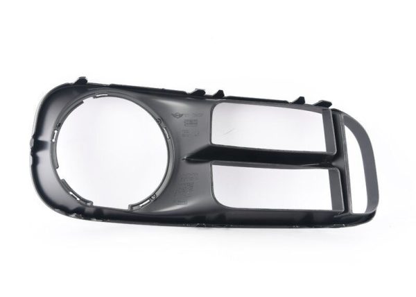 NEW GENUINE MINI F60 COUNTRYMAN FRONT BUMPER FOG SPOT LIGHT TRIM RIGHT O/S 51117390534 - Image 7