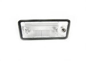 NEW GENUINE AUDI A3 A4 A5 A6 A8 Q7 RIGHT O/S REAR LICENSE PLATE LIGHT LENS COVER 8E0943022B