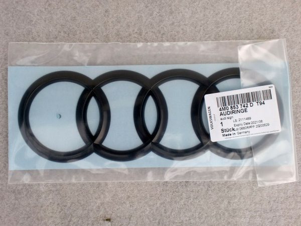 NEW GENUINE AUDI SQ7 + A4 B9/ A6 C8 BLACK REAR RINGS BADGE LOGO GRILL EMBLEM - Image 2