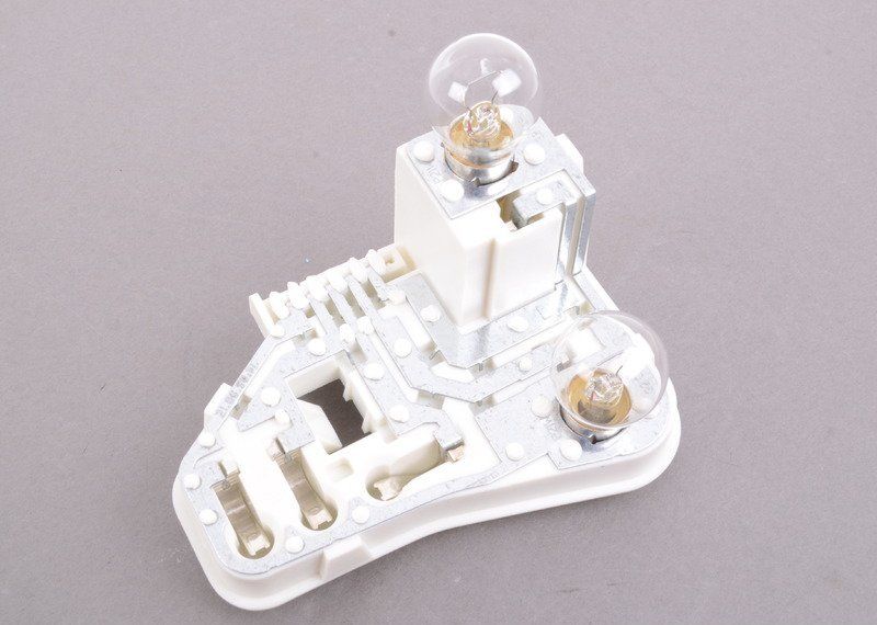 BMW NEW GENUINE 3 SERIES E90 LCI REAR TAIL LIGHT BULB SOCKET LEFT N/S 63217211213