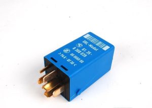 NEW GENUINE BMW E36 E38 Z3 E36 DAYTIME RUNNING LIGHTS RELAY BLUE 61358368039