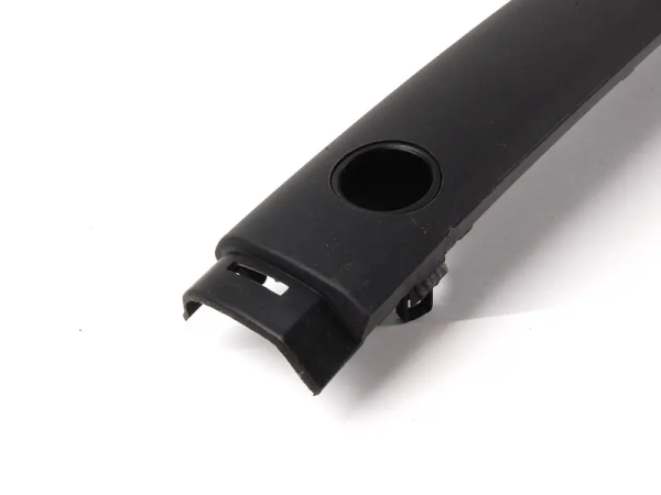 Genuine Rear Central Bumper Moulding Trim with PDC for E46 M Sport Saloon - Image 3