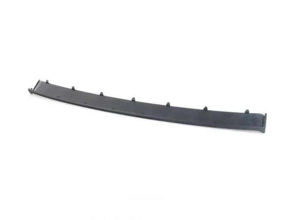 Rear Central Bumper Moulding for E39 Touring - Image 3