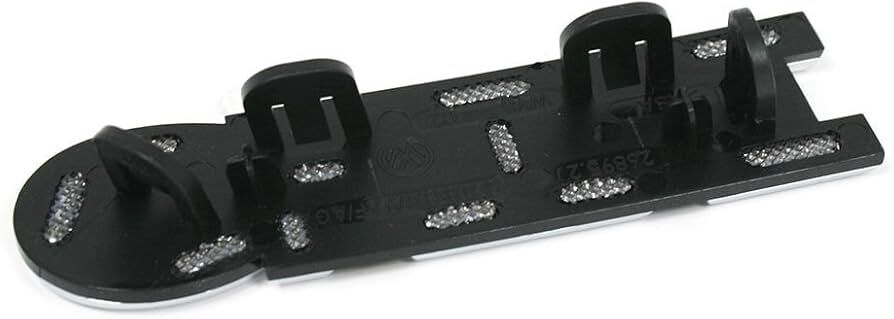 NEW GENUINE VOLKSWAGEN VW GOLF MK7 GTI FRONT GRILLE EMBLEM BADGE CHROME - Image 3