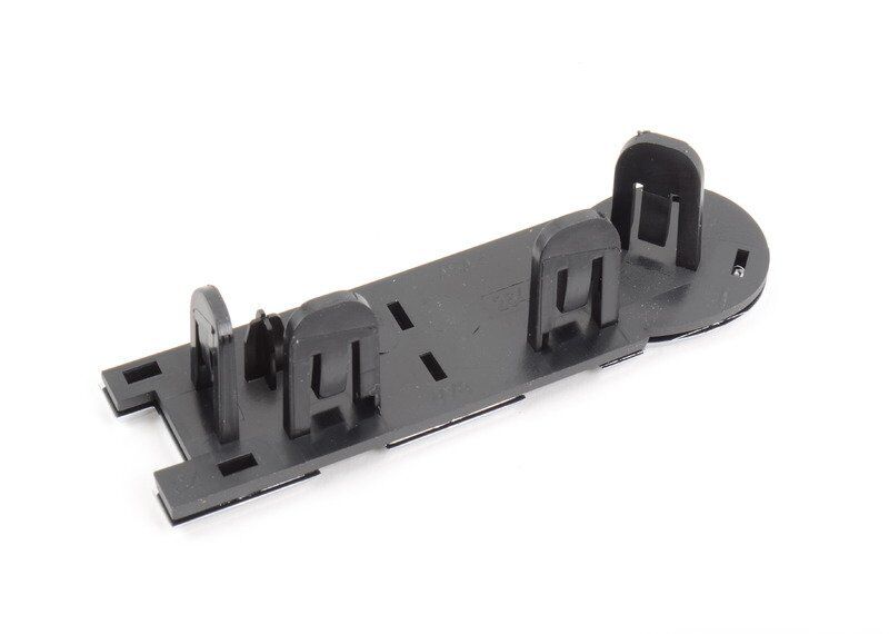 VOLKSWAGEN VW GOLF 7 VII NEW GENUINE CHROME GTI GRILL BADGE EMBLEM 5G0853679QIDJ - Image 3