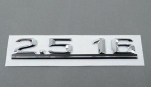NEW GENUINE MERCEDES BENZ MB C CLASS W201 2.5 16 REAR TRUNK EMBLEM BADGE