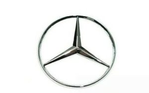 NEW GENUINE MERCEDES BENZ MB VITO W638 REAR TRUNK BOOT LID STAR EMBLEM BADGE