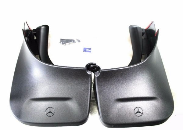 NEW GENUINE MERCEDES BENZ MB GLA CLASS X156 REAR MUD FLAPS SPLASH GUARD PAIR