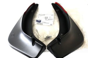 NEW GENUINE MERCEDES BENZ MB E CLASS W213 REAR MUD FLAPS SPLASH GUARD PAIR