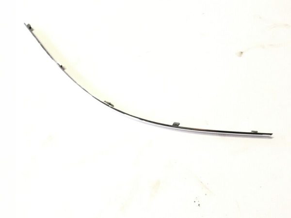 NEW GENUINE MERCEDES BENZ MB B CLASS W246 FRONT BUMPER RIGHT CHROME MOLDING TRIM - Image 4