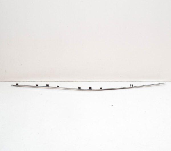 NEW GENUINE MERCEDES MB S CLASS W221 FRONT BUMPER CENTER CHROME TRIM A2218850021 - Image 4