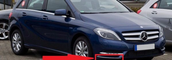 NEW GENUINE MERCEDES BENZ MB B CLASS W246 FRONT BUMPER RIGHT CHROME MOLDING TRIM - Image 3
