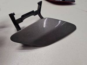 NEW GENUINE MERCEDES BENZ MB B CLASS W246 FRONT HEADLIGHT WASHER CAP LEFT PRIMED
